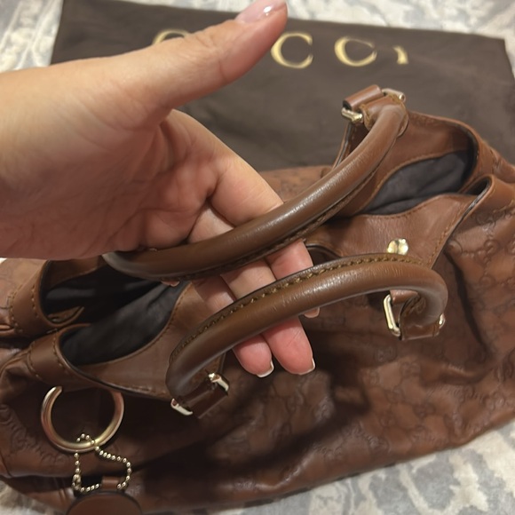 Authentic GUCCI Sukey Leather handbag - Picture 7 of 9